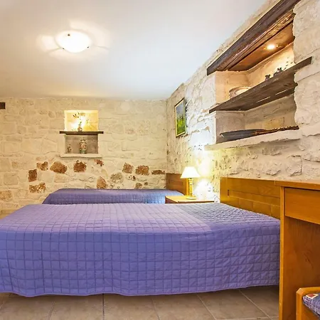 The Vivian - Luxury Stone Villa Agios Nikolaos (Zakynthos)