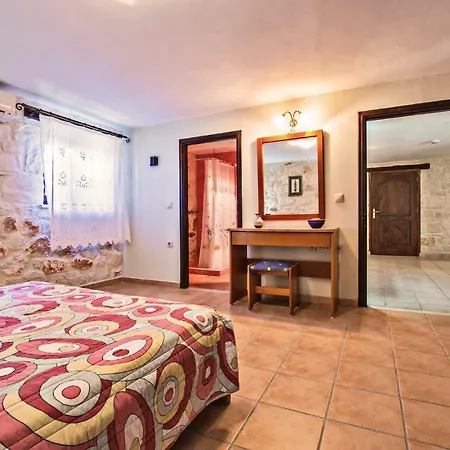 Villa The Vivian - Luxury Stone *