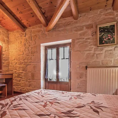The Vivian - Luxury Stone Villa Agios Nikolaos (Zakynthos)